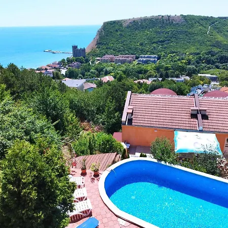 Apartament Green, Quiet And Beautiful 2! *